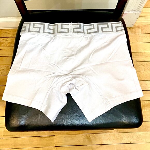 VERSACE BRAND NEW WITH TAGS TRUNKS UNDERWEAR WHITE COLOR SIZE MEDIUM - Picture 3 of 4